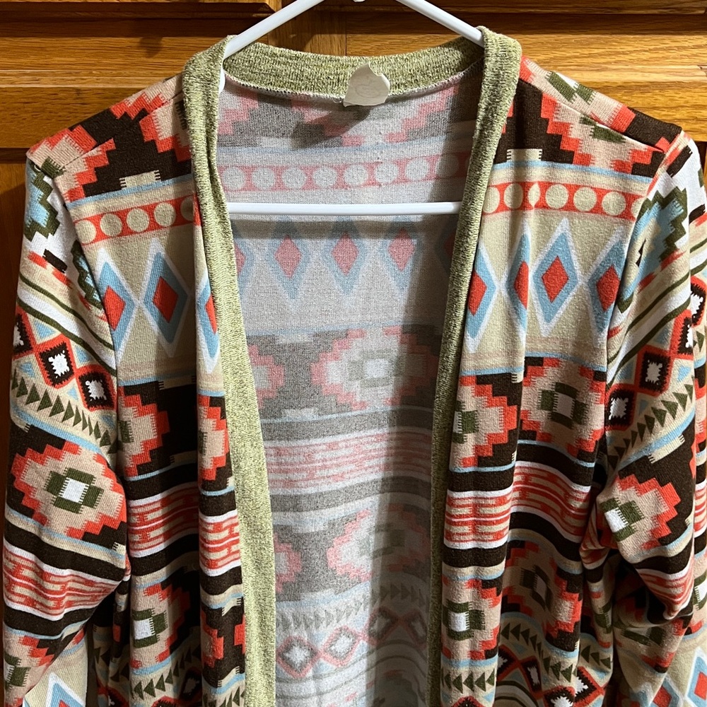 Sunshine and Rodeo 2XL long cardigan. Aztec print. Light weight - Picture 2 of 7